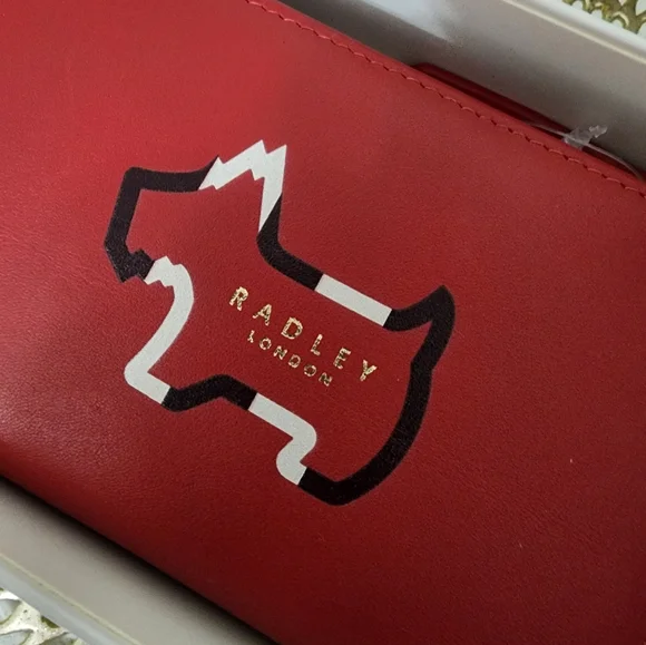 Radley London Red Wallet and Socks Set - Picture 3 of 8
